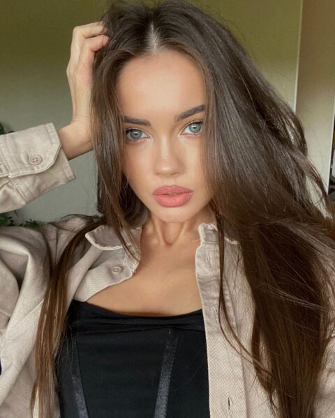 Николь